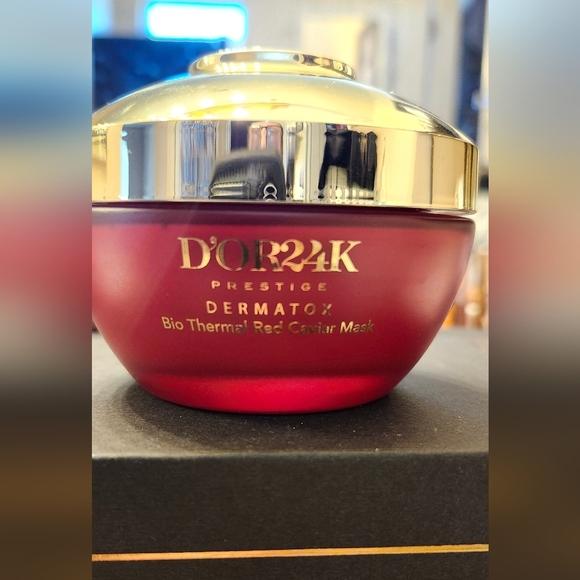 NIB-Red Caviar Mask, Ultimate Dermatox Skincare - Picture 4 of 6